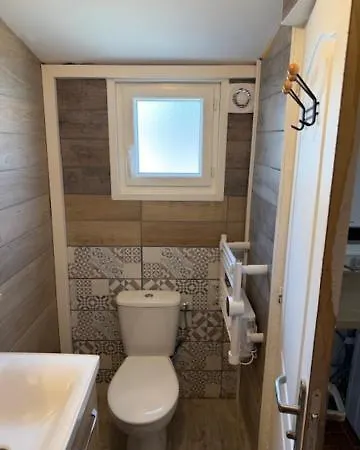 Maisonnette De 40 M2 *